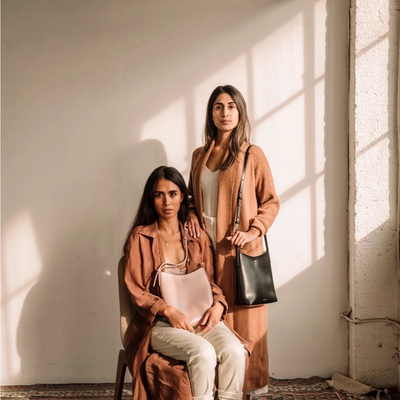 SAMARA Pink Shoulder Bag NWOT - Picture 3 of 5